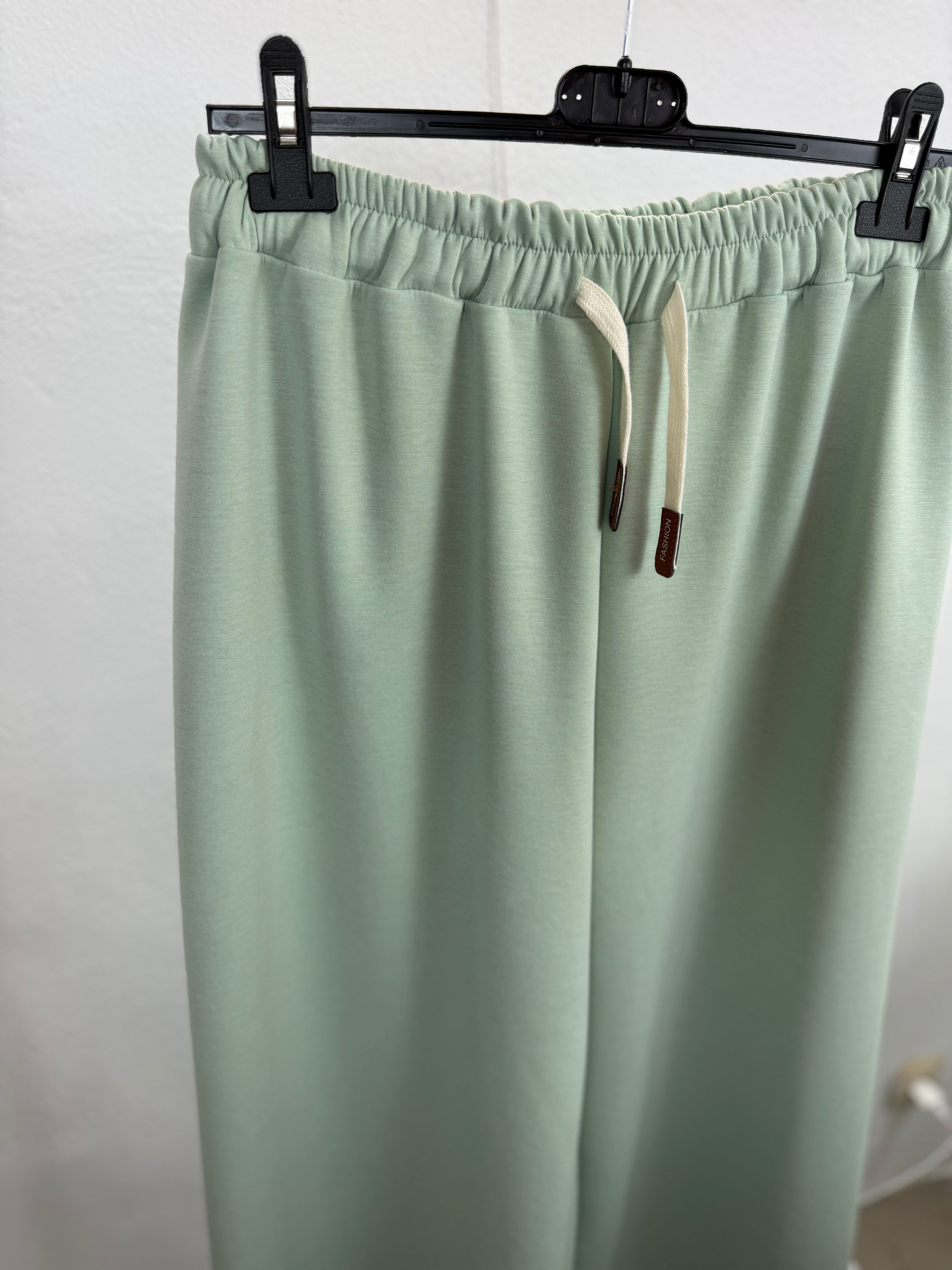 Weite Hose AMY - aus Butterstoff