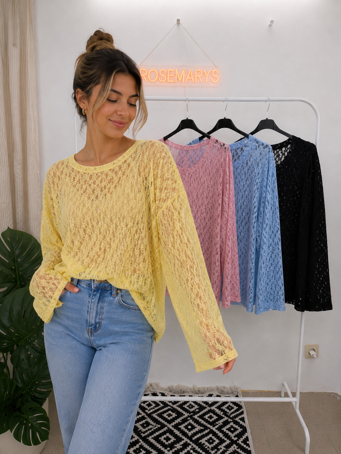 Leichtes Shirt mit Spitze - LUCY