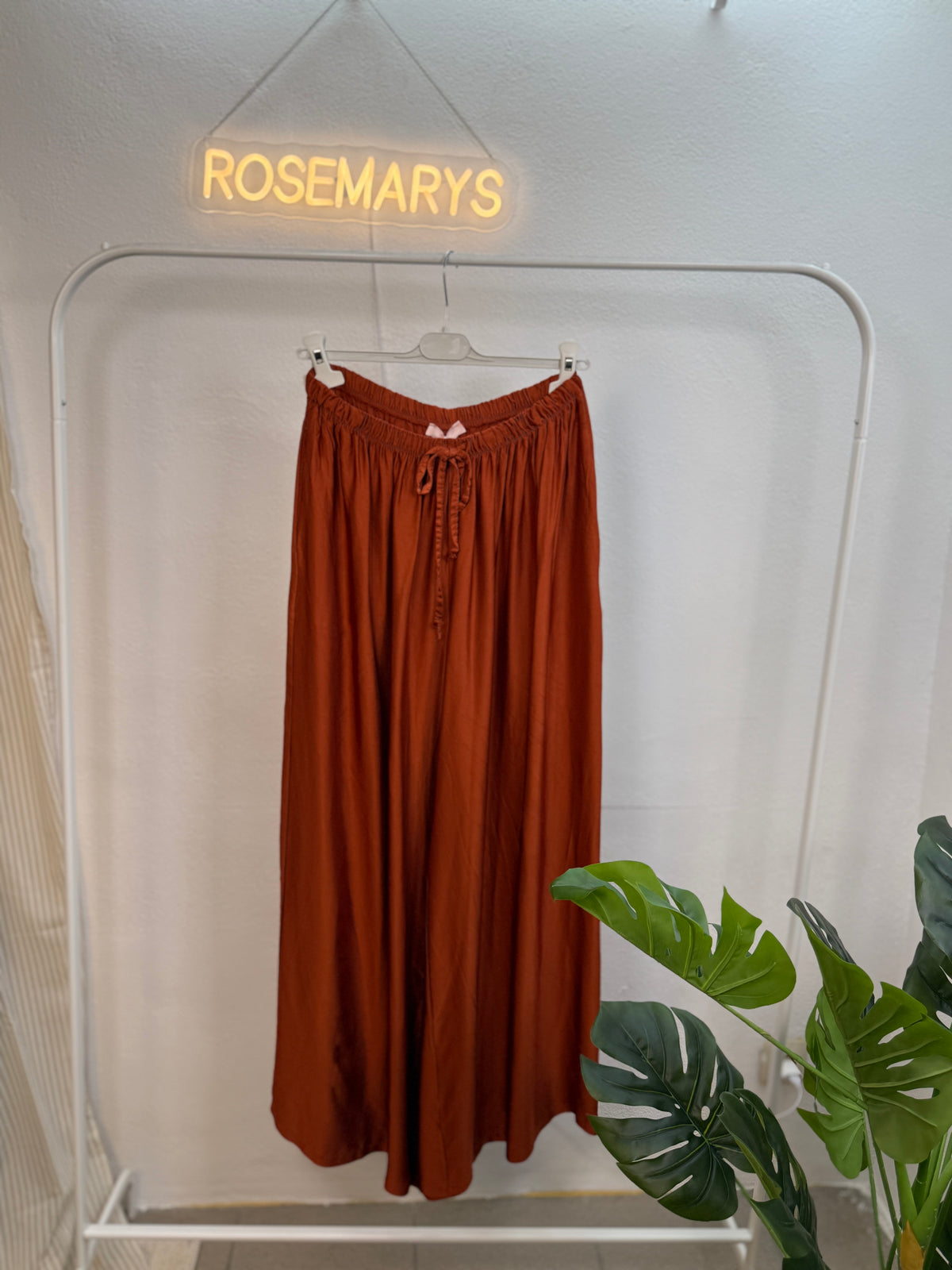 Ultra Wide Leg Satin Hose - mit Bequembund in verschiedenen Farben - bis 44 tragbar