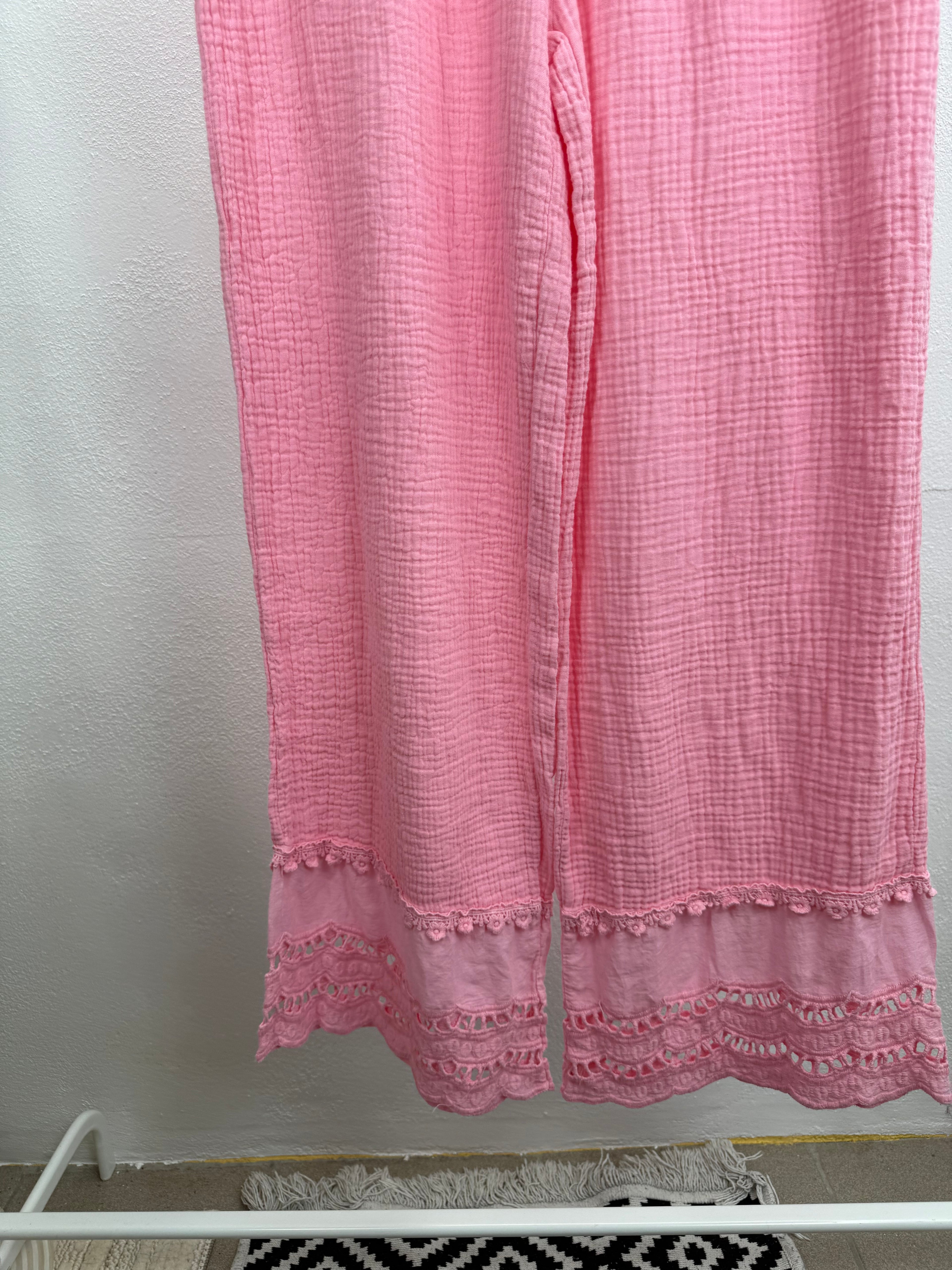 Musselinhose MARY - 100% Baumwolle mit Spitzendetail
