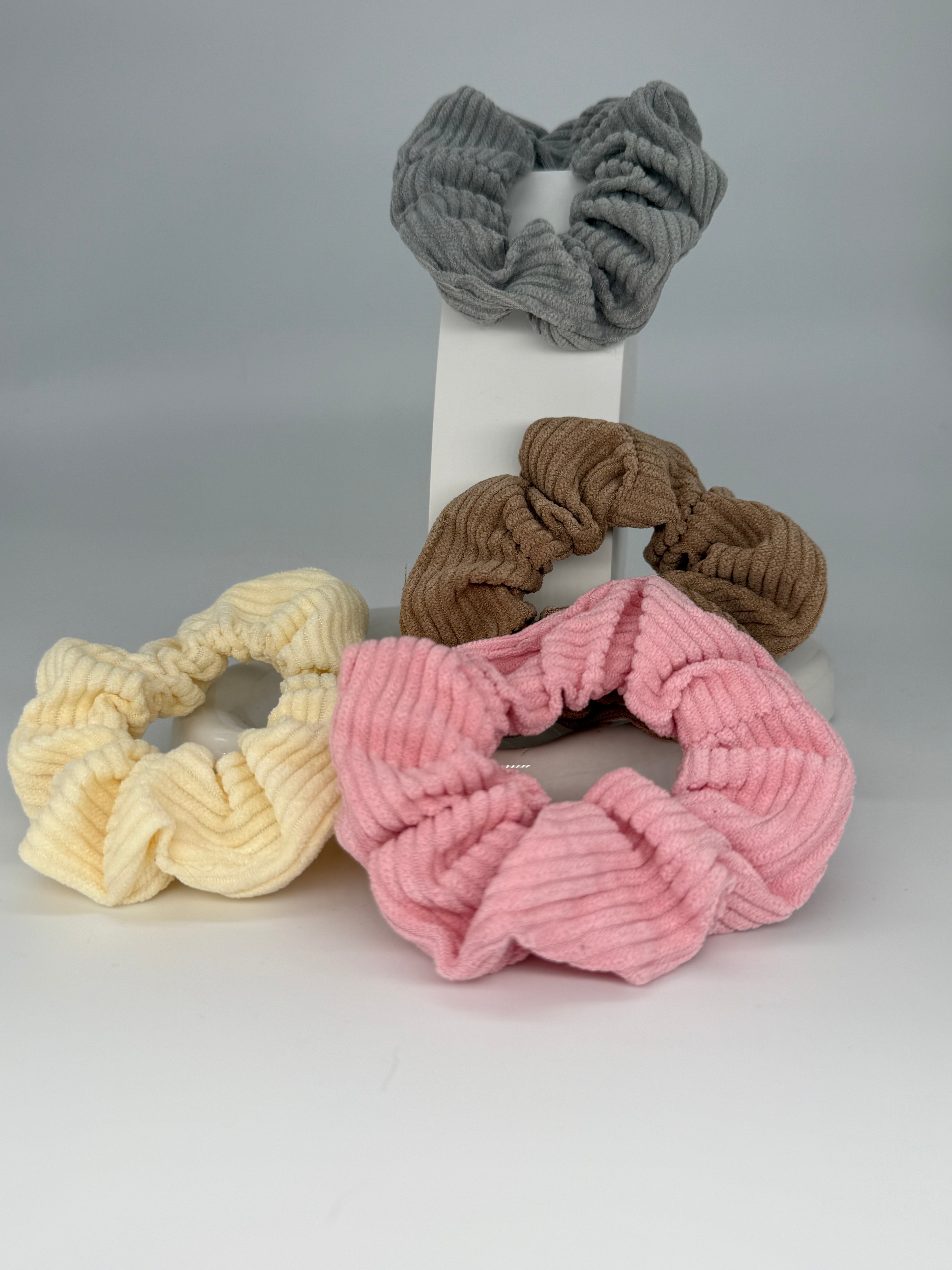 Scrunchie Streifen mit Struktur MIDI Size