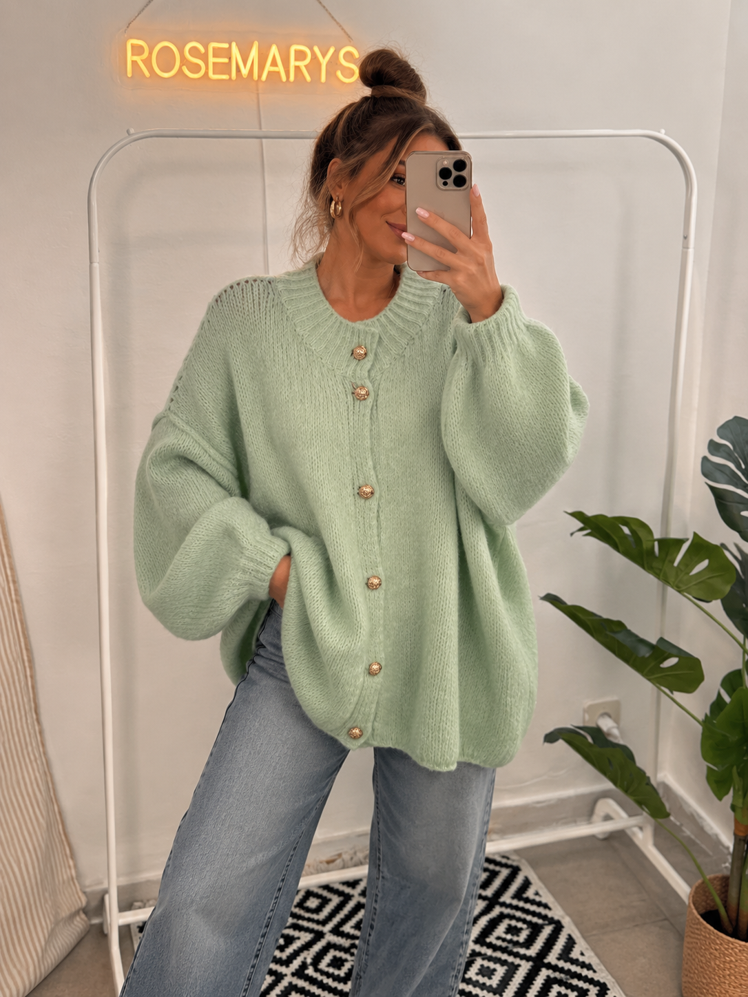 Ultra Oversize Strickcardigan mit Knopfleiste